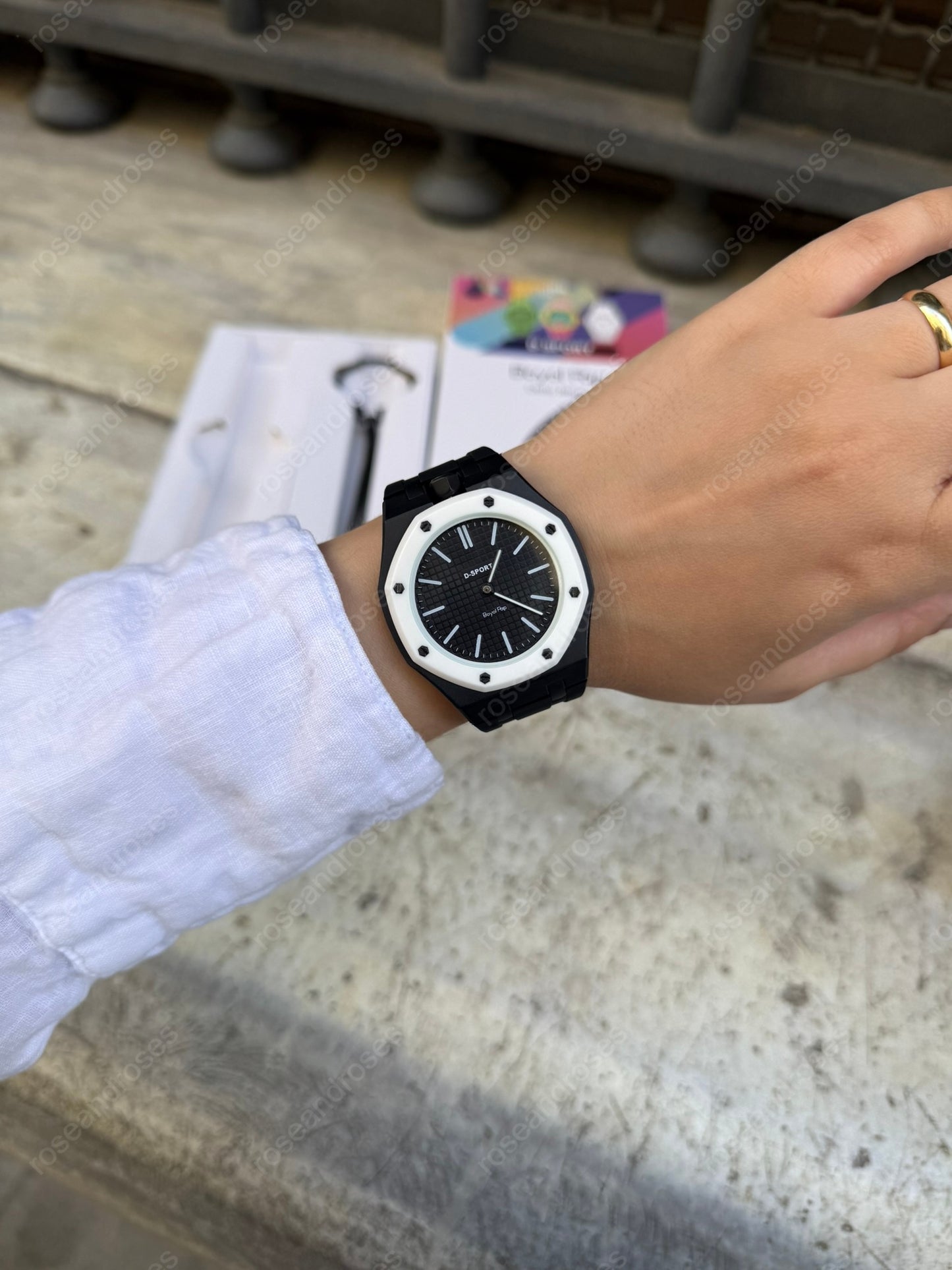 2’si 1 Arada Çıkarılabilir Kadranlı Charm Askılı Unisex Kol Saati (Siyah)