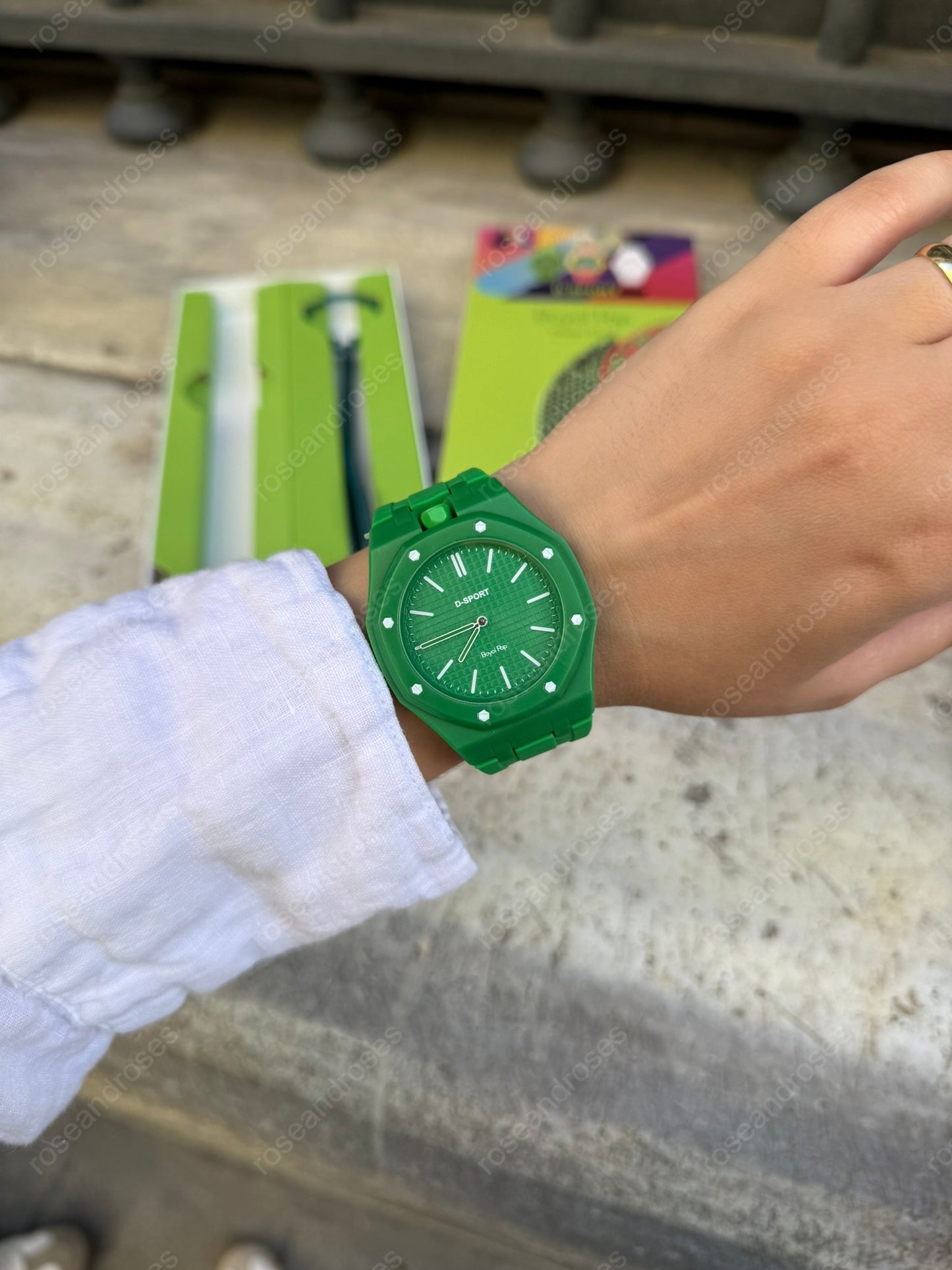 2’si 1 Arada Çıkarılabilir Kadranlı Charm Askılı Unisex Kol Saati (Yeşil)