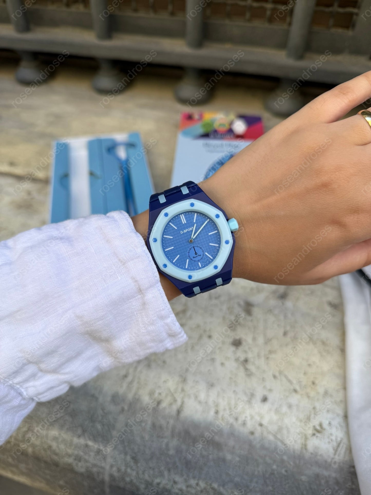 2’si 1 Arada Çıkarılabilir Kadranlı Charm Askılı Unisex Kol Saati (Açık Mavi)