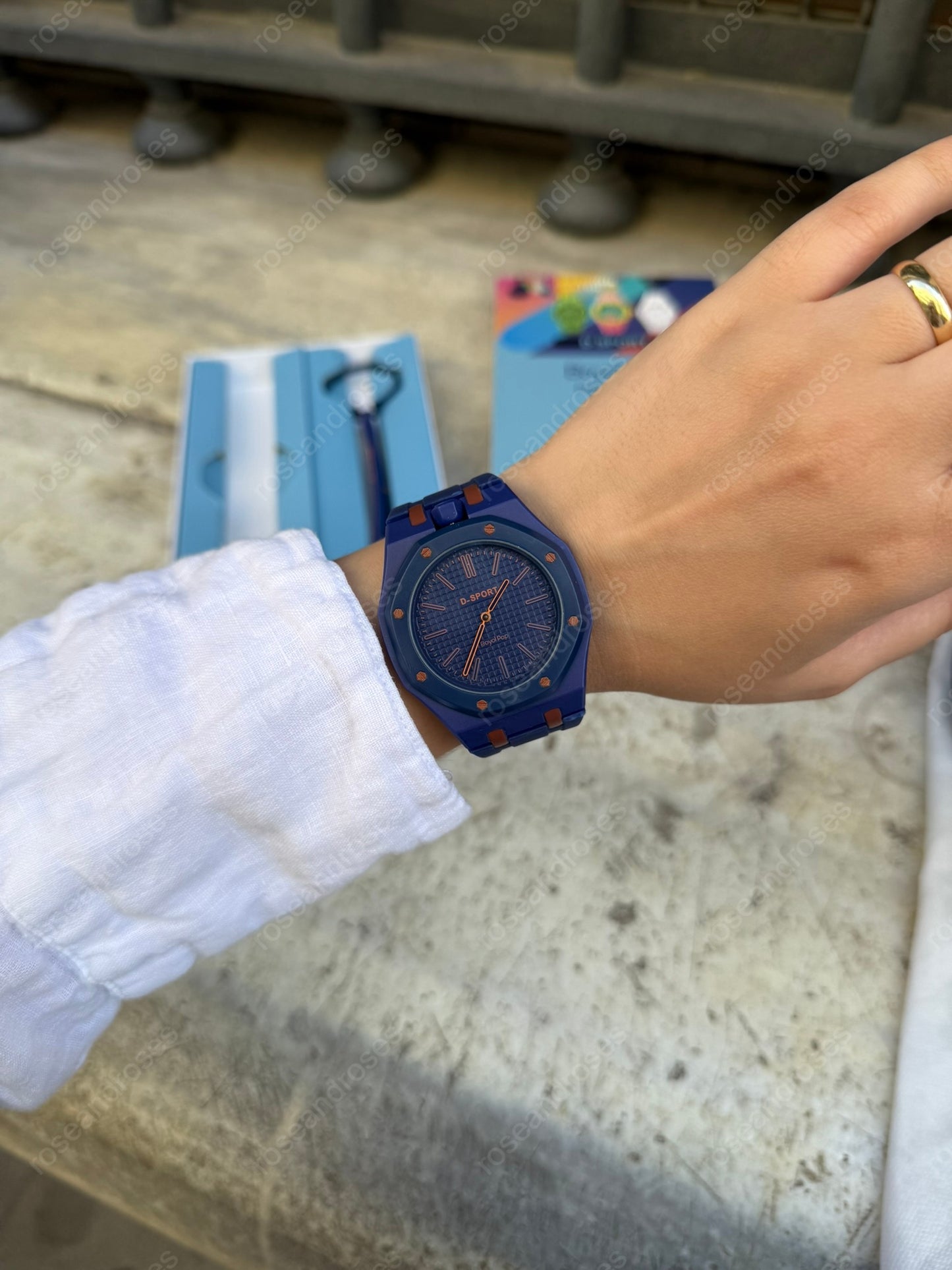 2’si 1 Arada Çıkarılabilir Kadranlı Charm Askılı Unisex Kol Saati (Lacivert)