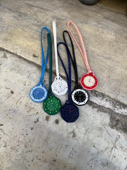2’si 1 Arada Çıkarılabilir Kadranlı Charm Askılı Unisex Kol Saati (Siyah)