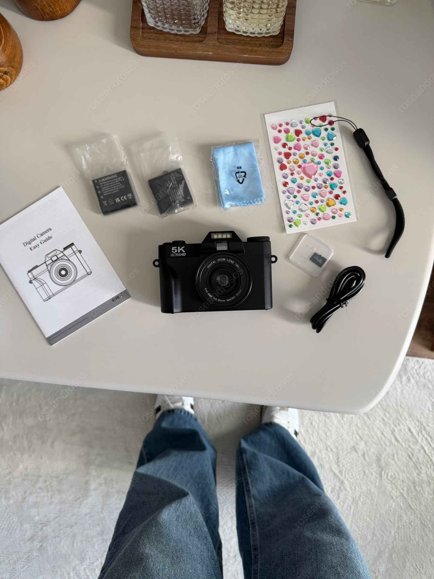 SideFlip 5K UHD WiFi Yana Açılır Ekranlı Video Foto Kamera (Siyah)