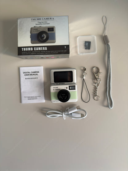 RetroFlip Mini Dönen Ekranlı Retro Efektli Dijital Kamera (Yeşil)