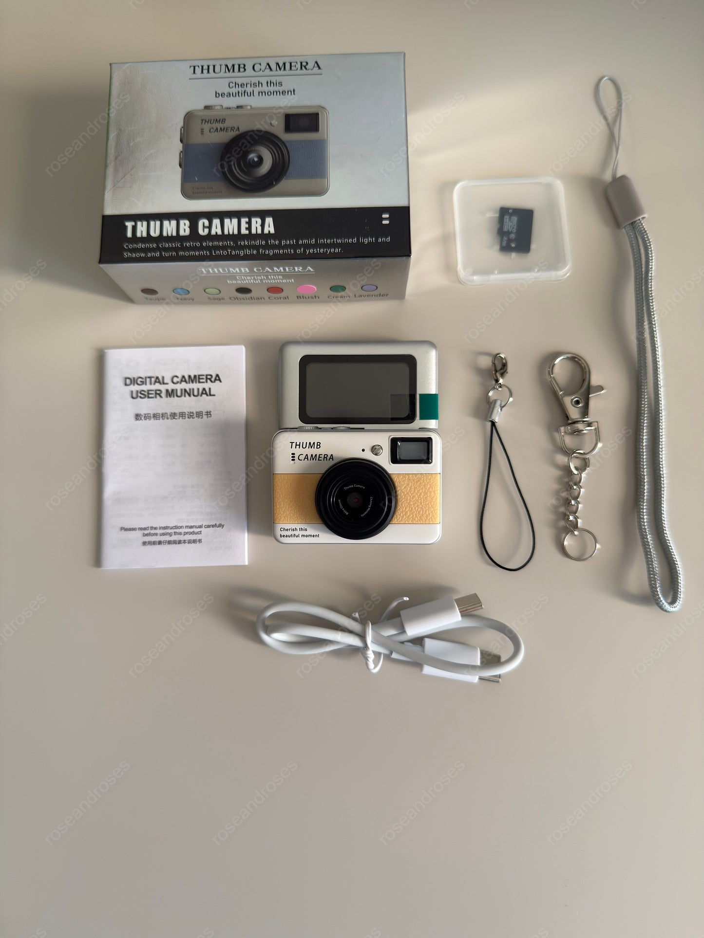 RetroFlip Mini Dönen Ekranlı Retro Efektli Dijital Kamera (Turuncu)