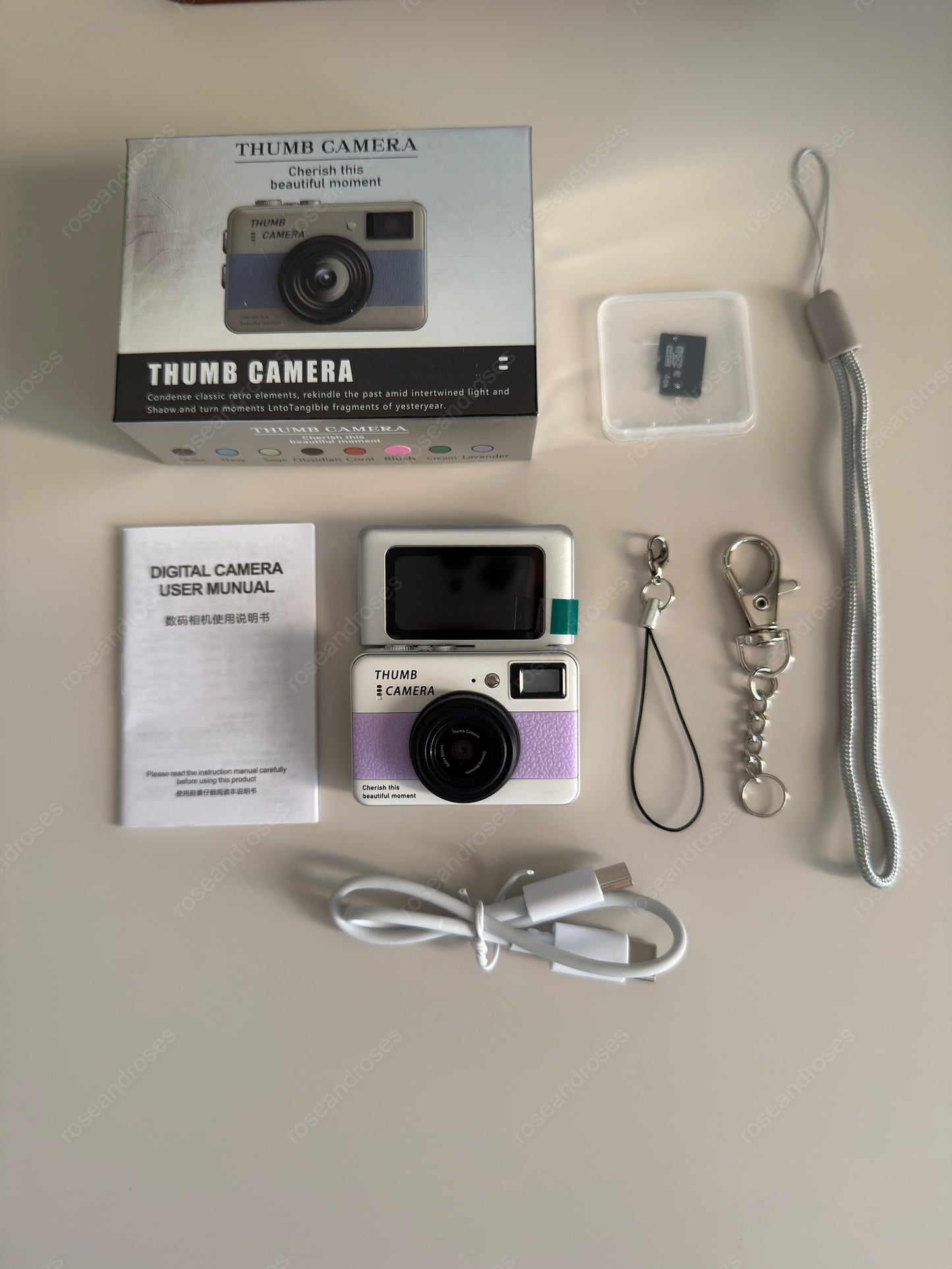 RetroFlip Mini Dönen Ekranlı Retro Efektli Dijital Kamera (Mor)
