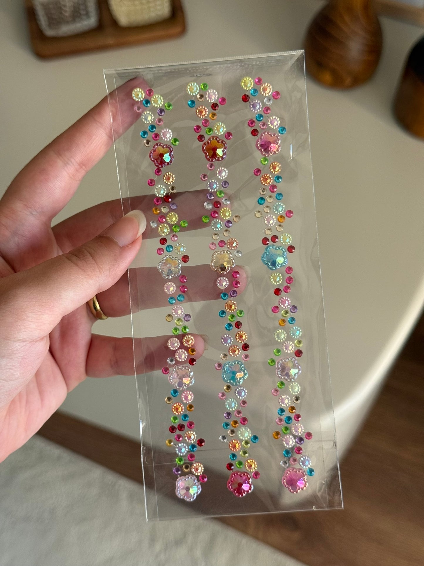 Kamera, Telefon, Tablet Uyumlu Taşlı Sticker (Renkli Model 3)
