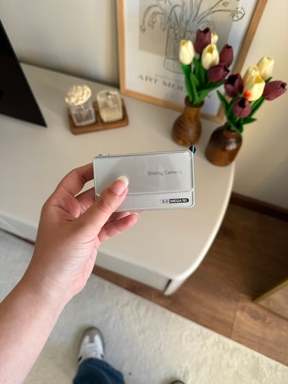 4K UHD Sliding Kamera – Kaydırmalı Lens Kapaklı Video Foto Kamera (Gümüş)