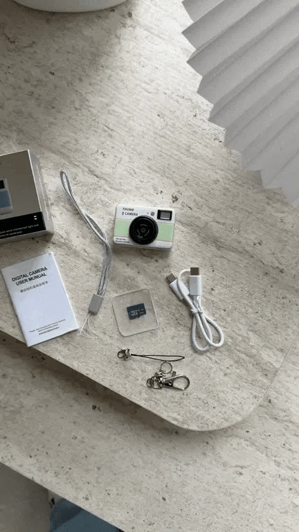 RetroFlip Mini 4K video ve 68MP fotoğraf destekli dijital kamera