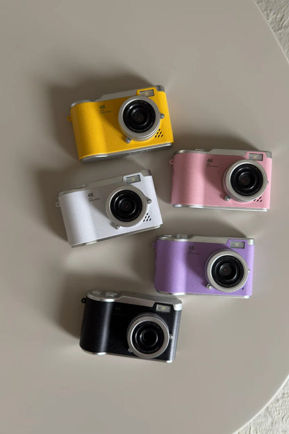 Sticker Hediyeli Retro Kamera Dönen Ekran Flaşlı Selfie Video Vlog Kamerası 4K+48MP (Mor)