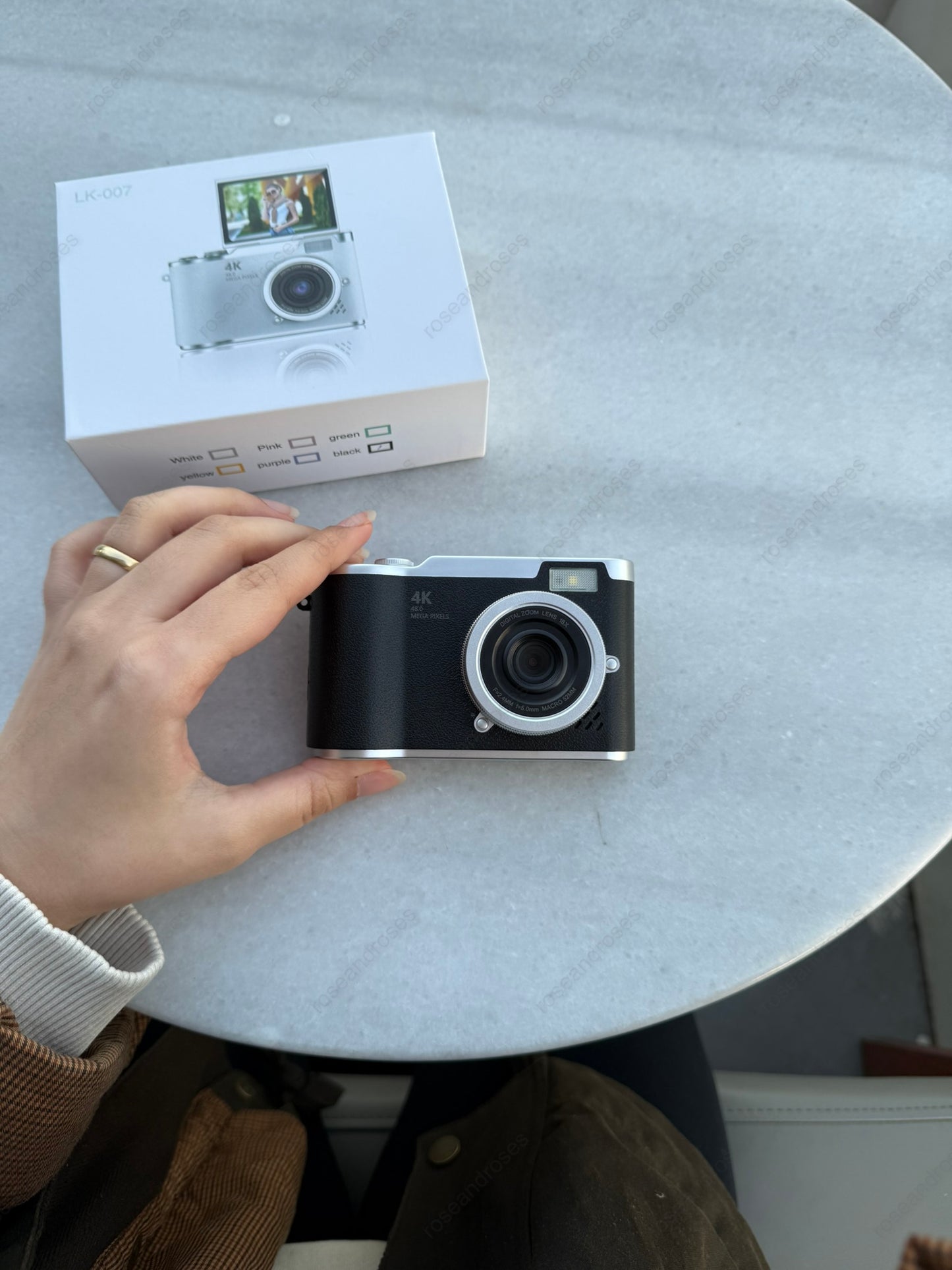 4K Retro Kamera Dönen Ekran Flaşlı Selfie Video Vlog Kamerası (Siyah)
